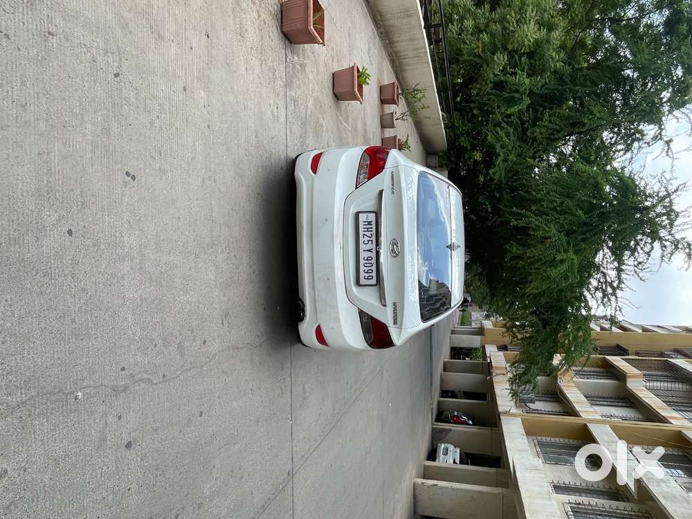 Hyundai Verna 2012