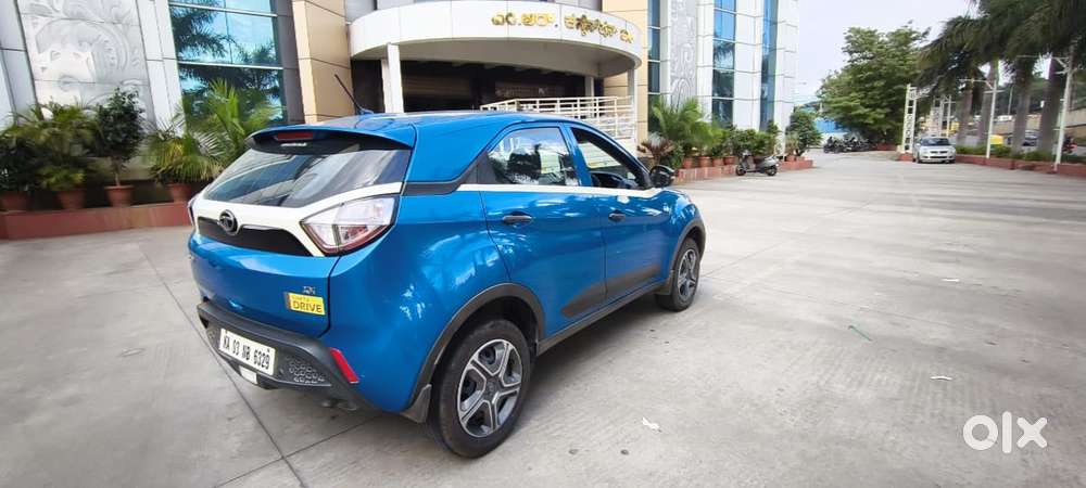 Tata Nexon 1.5 Revotorq Xm (s), 2017, Petrol