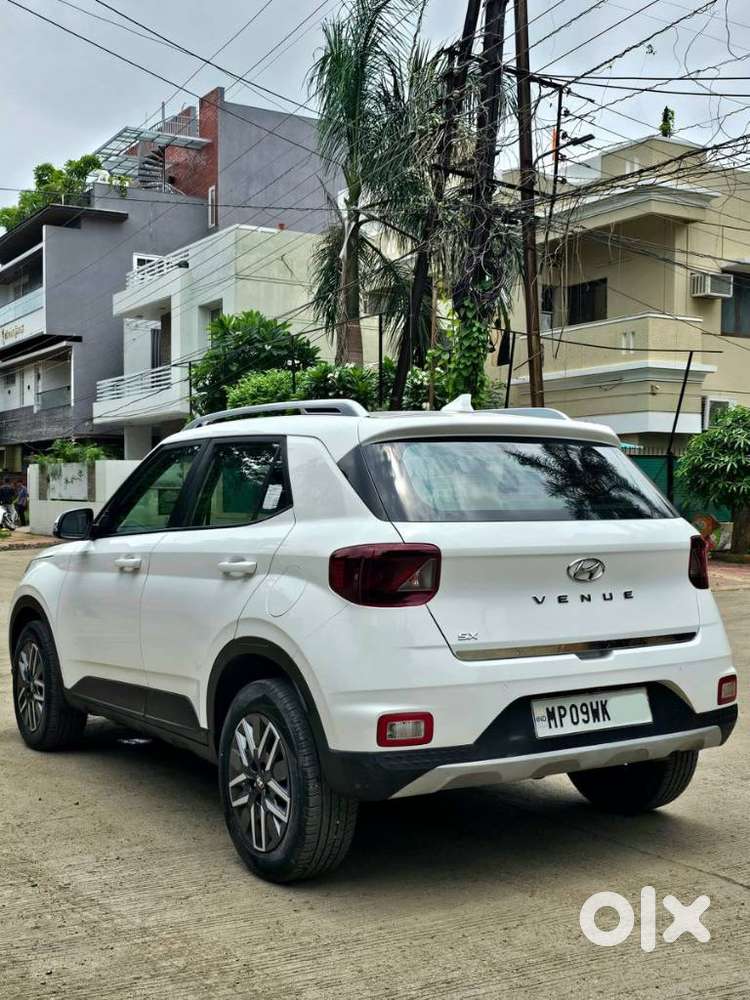 Hyundai Venue Sx Mt, 2021, Diesel