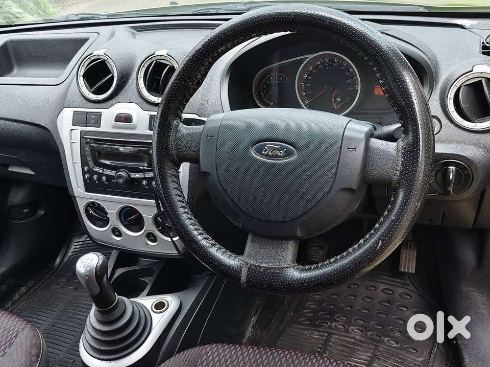 Ford Figo 2010-2012 Diesel Zxi, 2012, Diesel