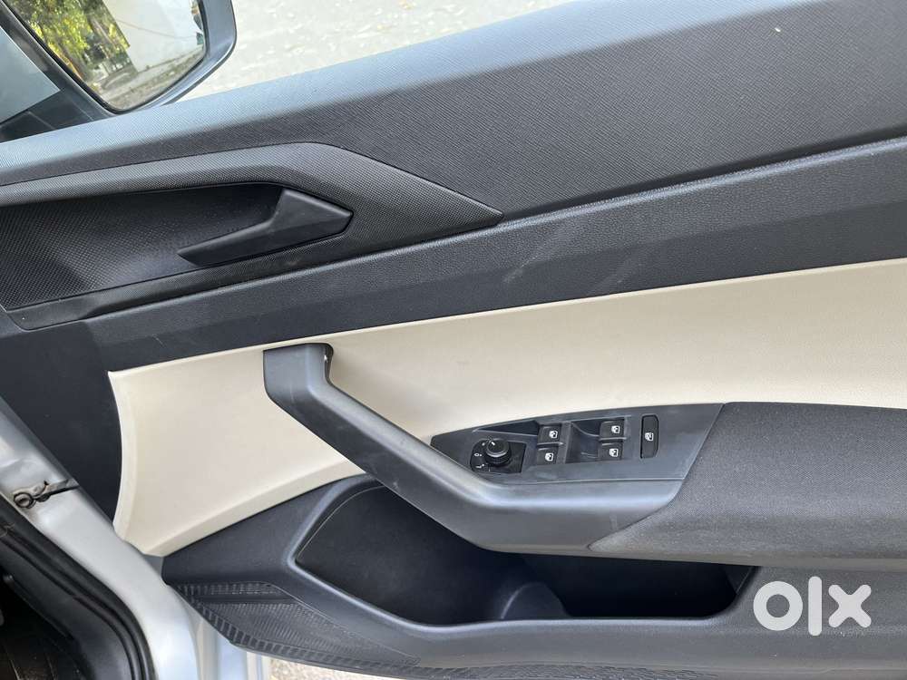 Skoda Slavia Active 1.0l Tsi Mt, 2022, Petrol