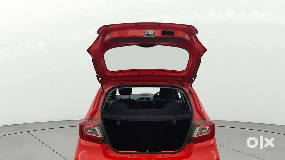 Tata Tiago 1.2 Revotron Xta, 2024, Petrol