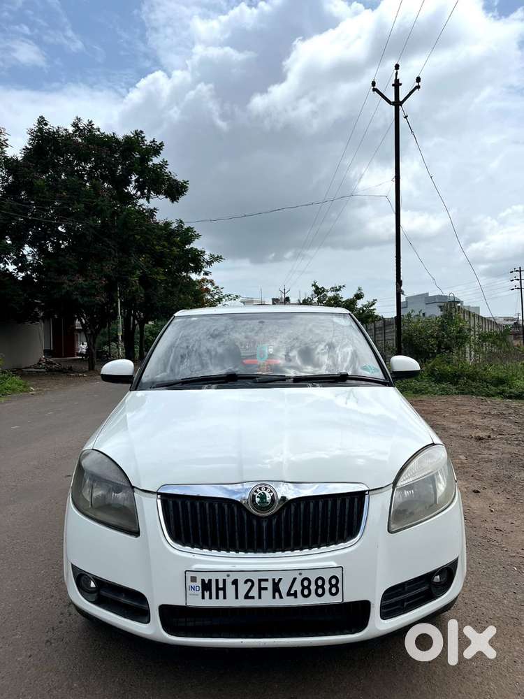 Skoda Fabia Petrol Manual 2009 All Power Windo,power Steering,with Cng