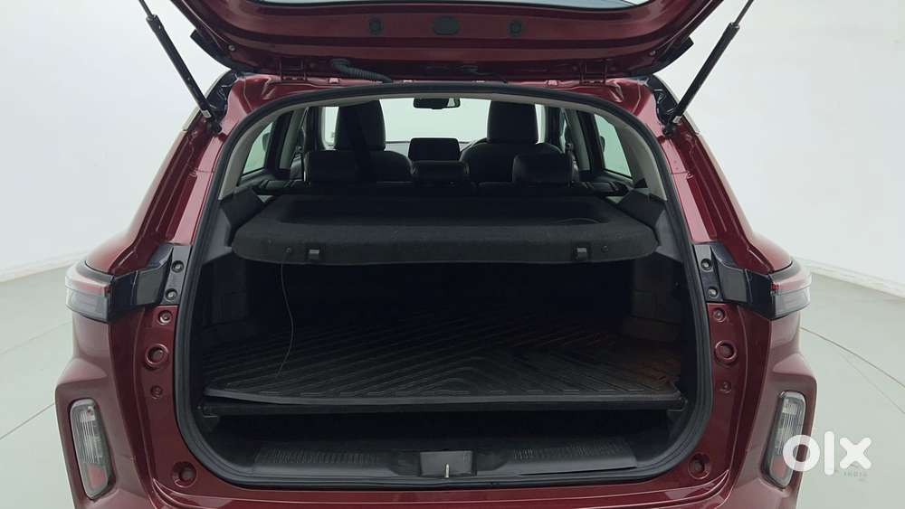 Maruti Suzuki Grand Vitara 1.5 Alpha Plus Dual Tone Intelligent Hybr..