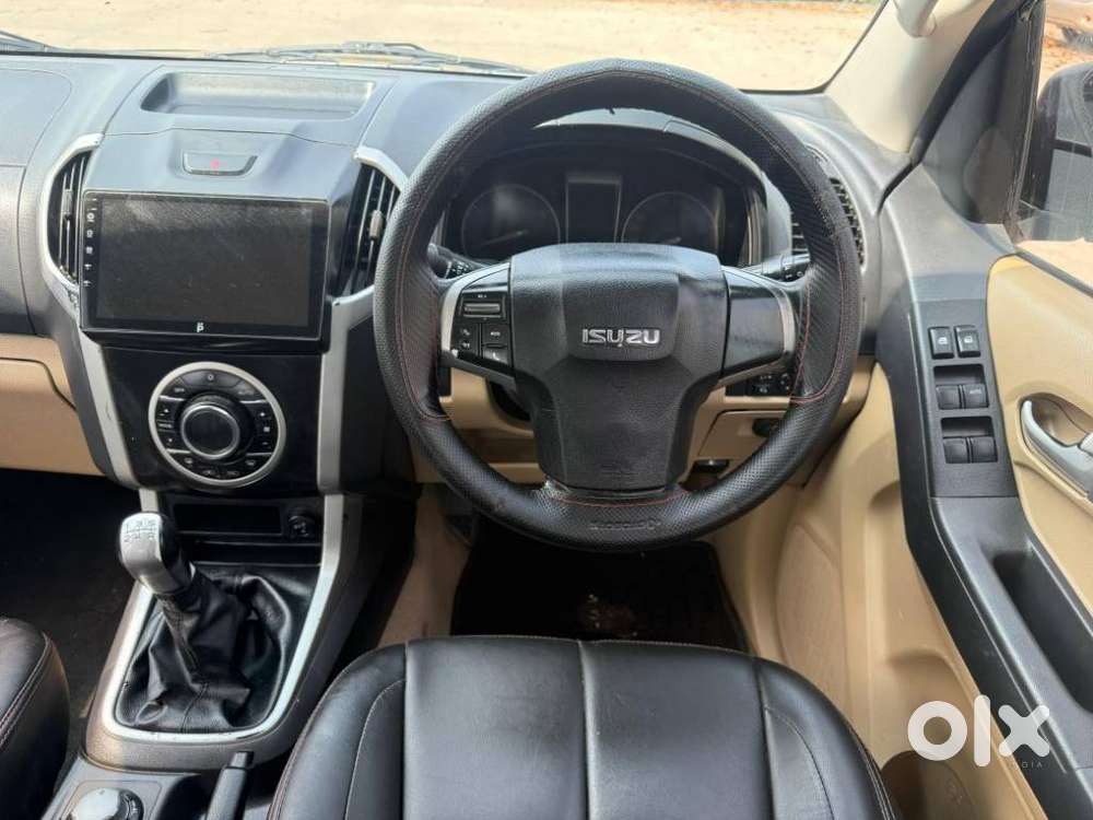 Isuzu D-max V-cross High, 2016, Diesel