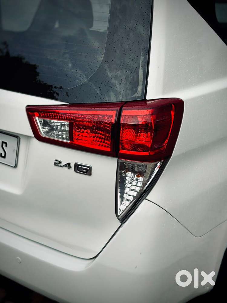 Toyota Innova Crysta [2020-ongoing] 2.7 Gx Mt 7 Str, 2017, Diesel