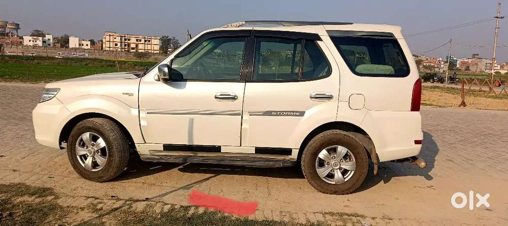 Tata Safari Storme 2016 Diesel Good Condition