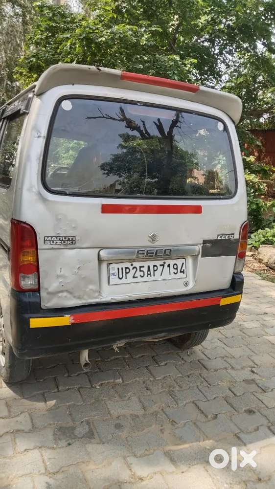 Maruti Suzuki Eeco 2012 Lpg 200000 Km Driven