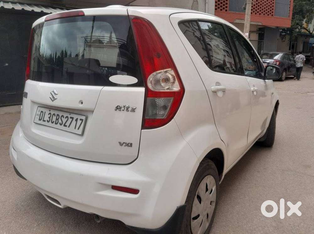 Maruti Suzuki Ritz Vxi, 2011, Petrol