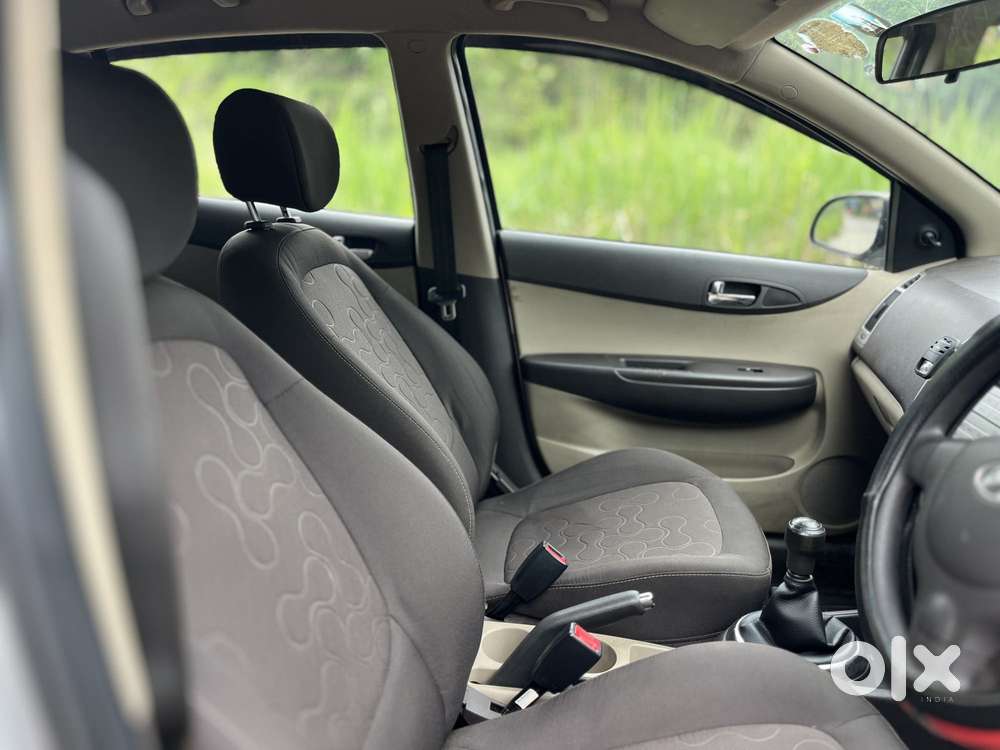 Hyundai I20 2010-2012 1.2 Sportz, 2012, Petrol