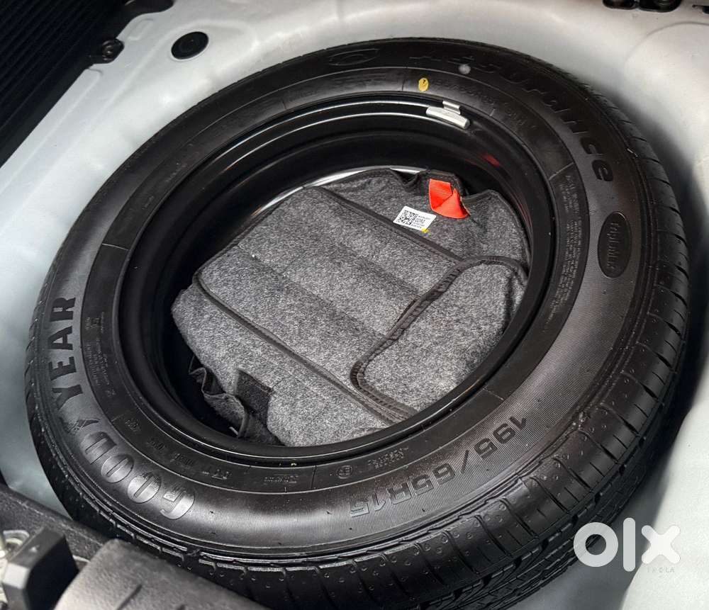 Hyundai Venue Sx (o) Mt 1.5 Diesel, 2024, Petrol