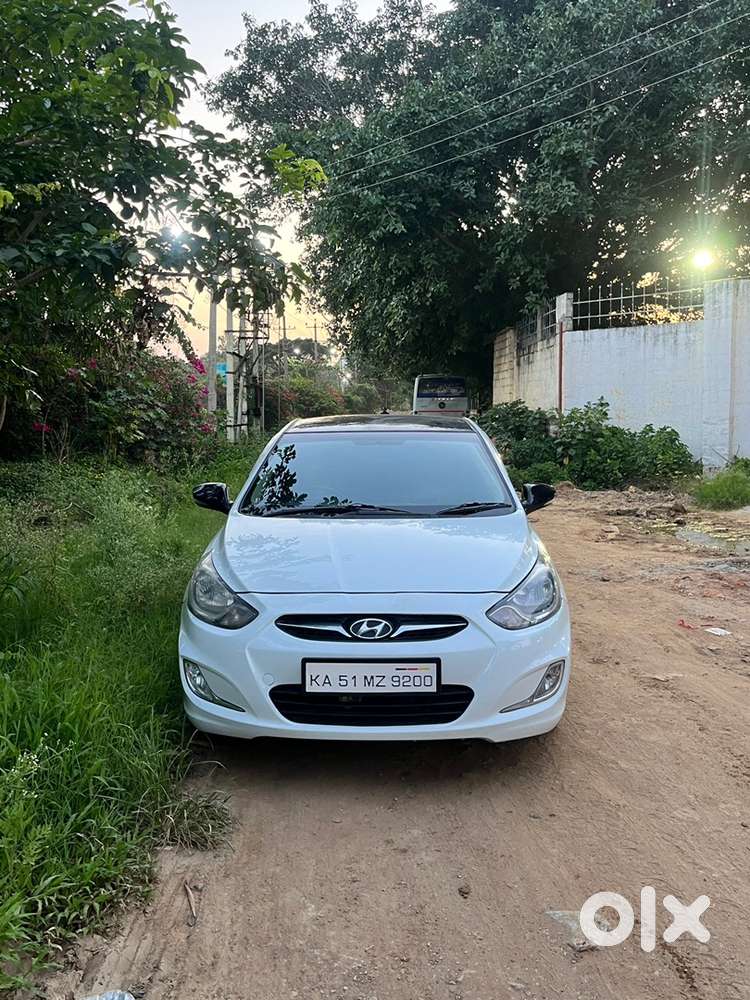 Hyundai Verna Fluidic 2012