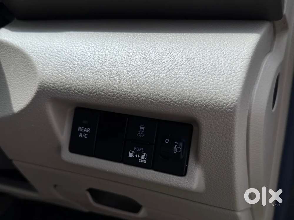 Maruti Suzuki Ertiga Vxi Cng, 2025, Cng & Hybrids