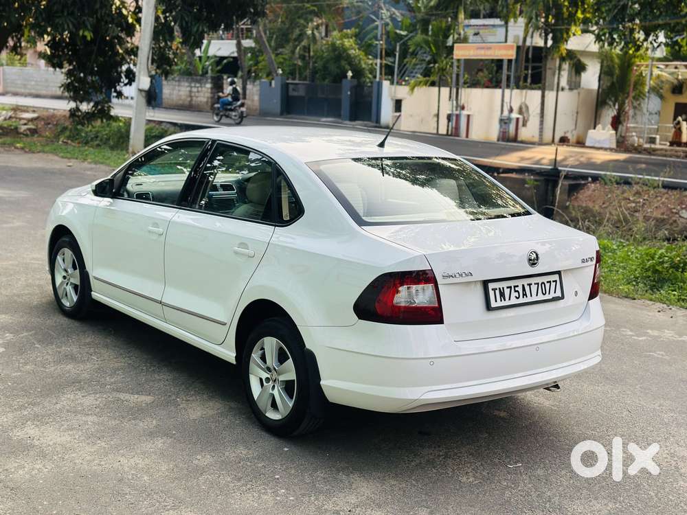 Skoda Rapid 1.0 Ambition Tsi At, 2021, Petrol
