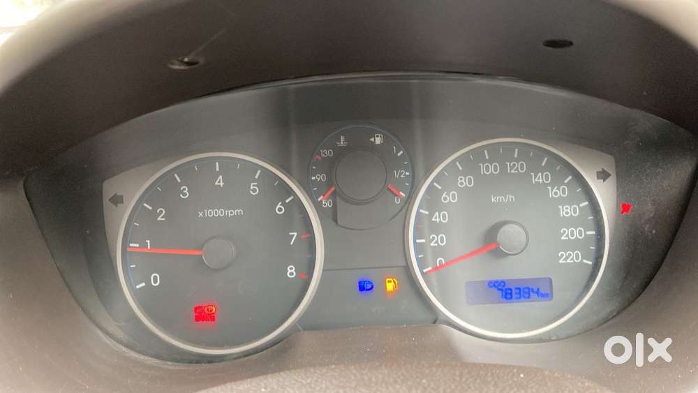 Hyundai I20 2010-2012 1.4 Asta At With Avn, 2011, Petrol