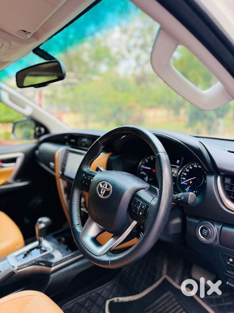 Toyota Fortuner 4x2 At 2.8 Diesel, 2022, Diesel