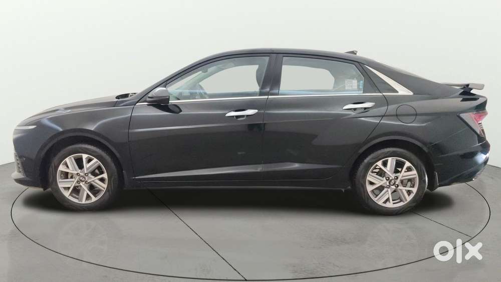 Hyundai Verna 1.5 Mpi Mt Sx (o), 2023, Petrol