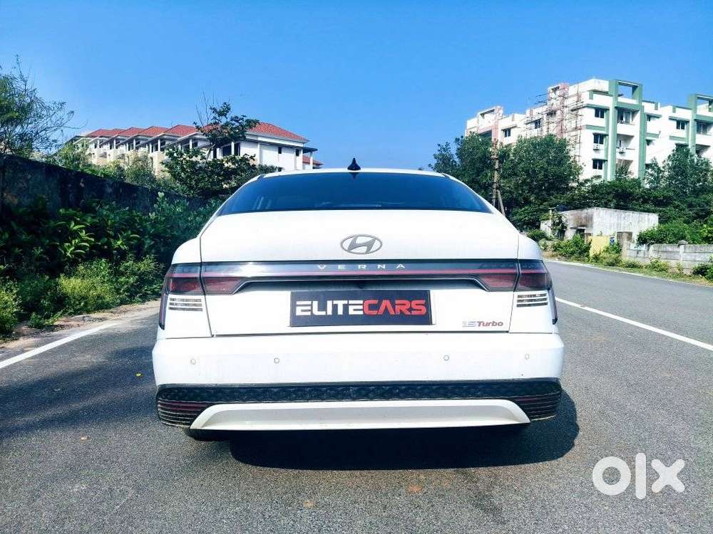 Hyundai Verna 1.5 Sx Turbo Petrol Dct, 2023, Petrol
