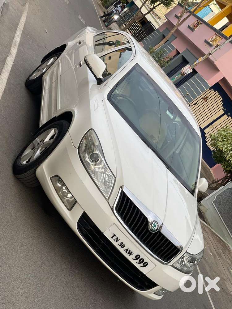 Skoda Laura Elegance 2.0 Tdi Cr Mt, 2012, Diesel