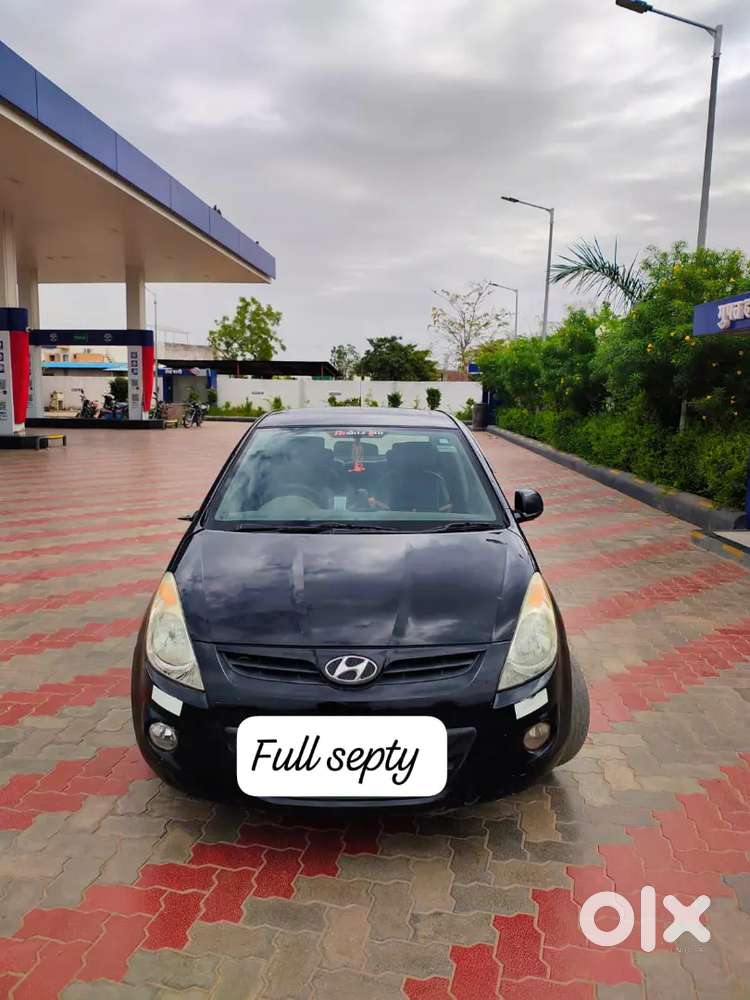 Hyundai I20 2010 Petrol 70000 Km Driven