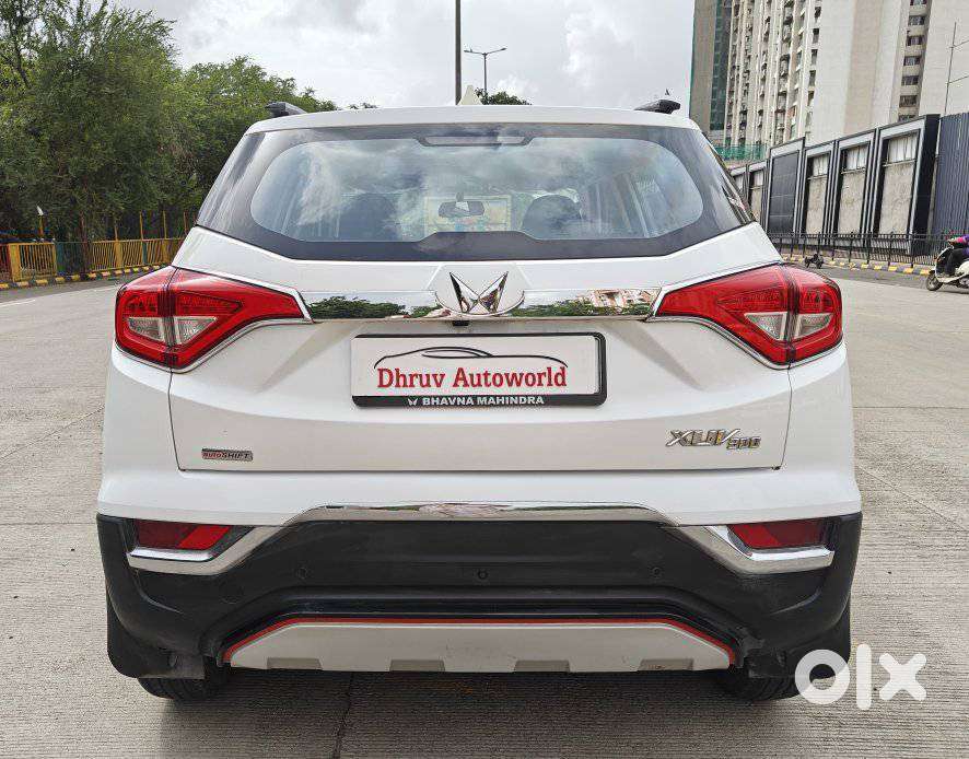 Mahindra Xuv300 W6 Amt Diesel, 2024, Diesel