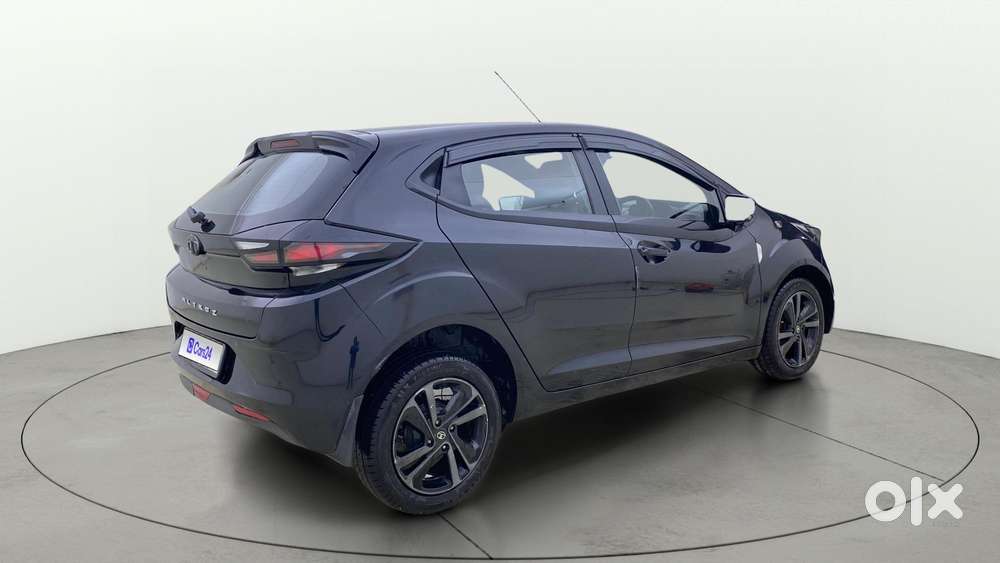 Tata Altroz 1.2 Xza Plus Dark Edition Dct, 2023, Diesel