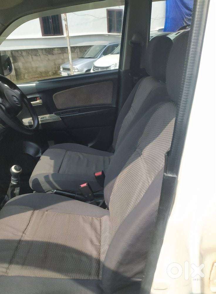 Maruti Suzuki Wagon R Lxi Optional, 2013, Petrol