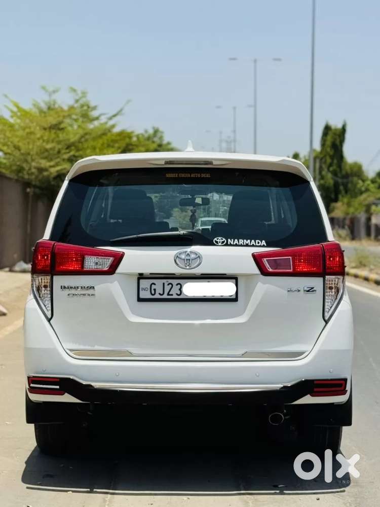 Toyota Innova Crysta [2020-ongoing] 2.4 Zx 7 Str, 2023, Diesel