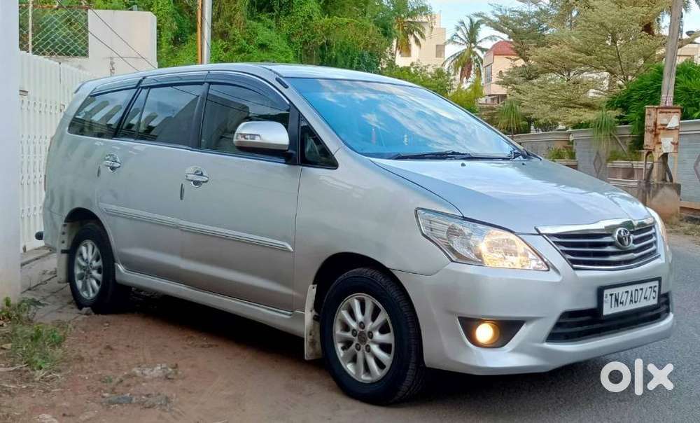 Toyota Innova 2.5 V 8 Str, 2013, Diesel