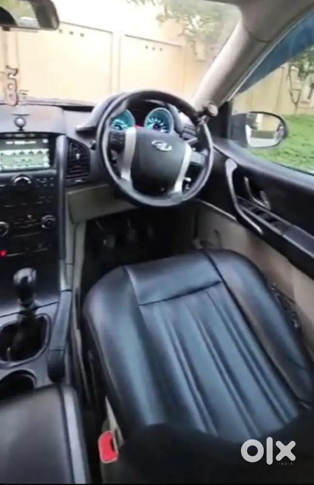 Mahindra Xuv500 2017 Diesel 98000 Km Driven