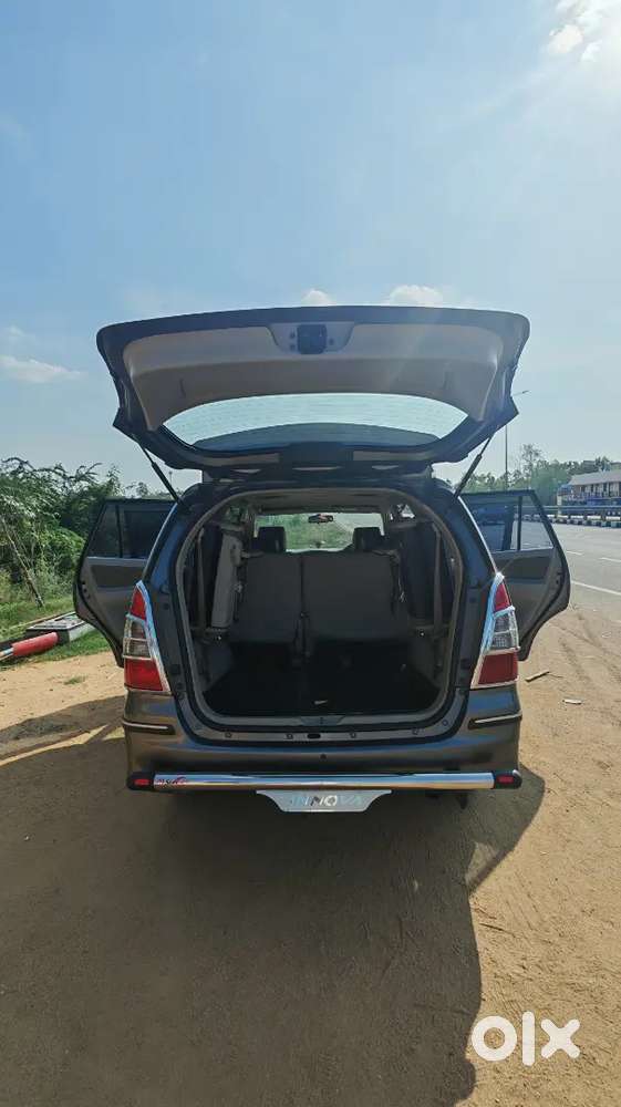 Toyota Innova 2013 Diesel Well Maintained