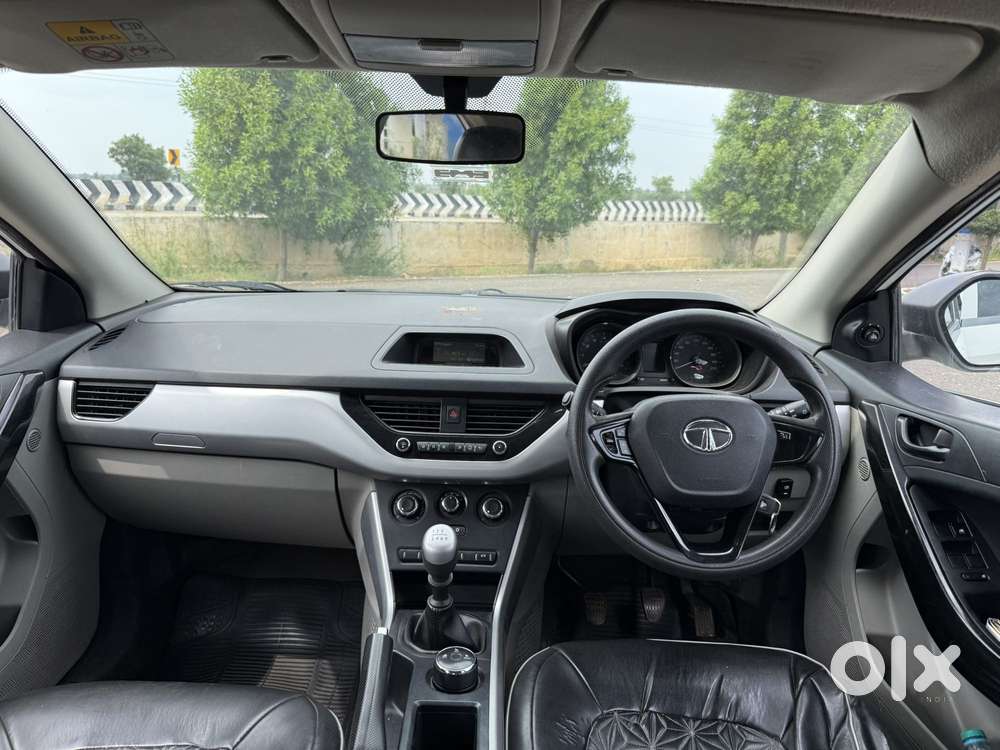 Tata Nexon 1.5 Revotorq Xm (s), 2019, Diesel