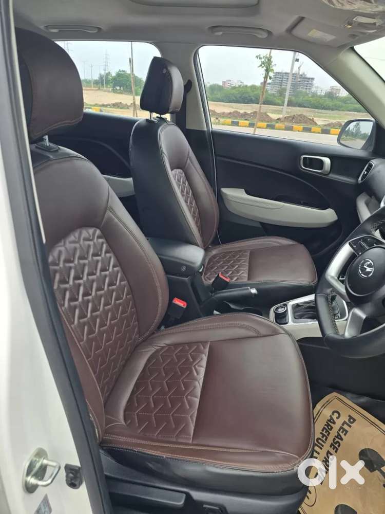 Hyundai Venue 1.0 Sx (o) Turbo Dct, 2023, Petrol