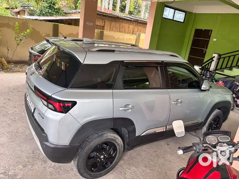 Maruti Suzuki Brezza Zxi 2024 Hybrid Manual
