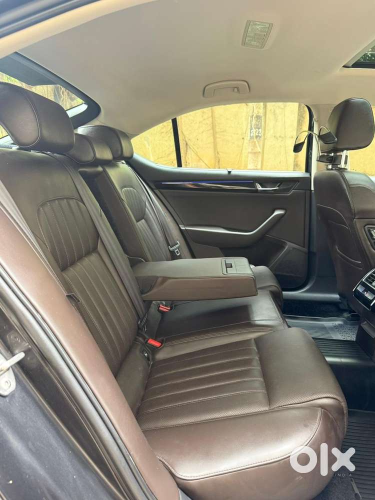 Skoda Superb 2.0 Tsi At L&k, 2019, Petrol