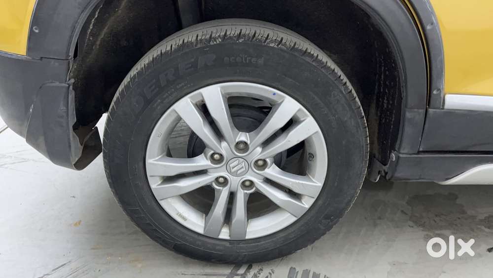 Maruti Suzuki Vitara Brezza Zdi+ Dual Tone Mt, 2017, Diesel