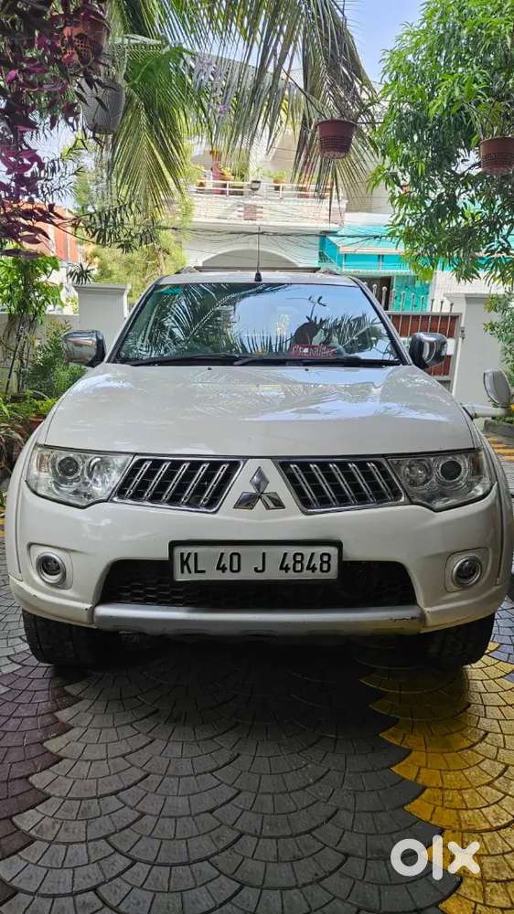 2013 Pajero Sport Manual