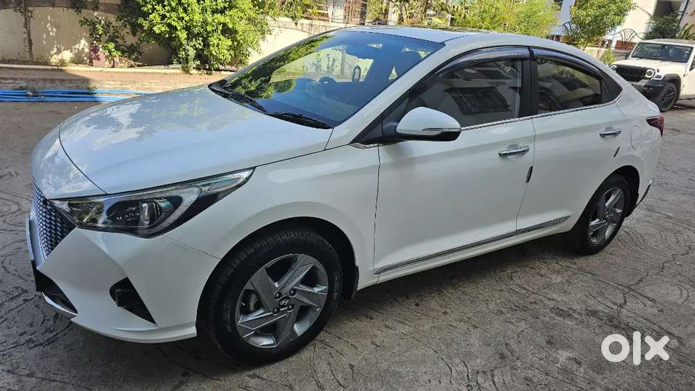 Hyundai Verna 2023 Petrol Well Maintained