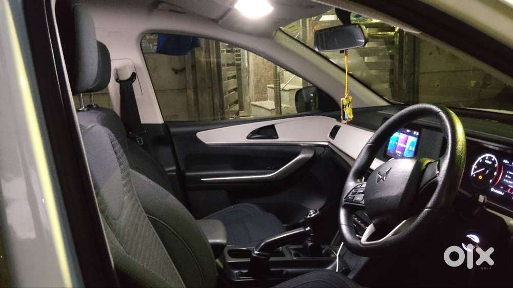 Mahindra Xuv700 Diesel 2023