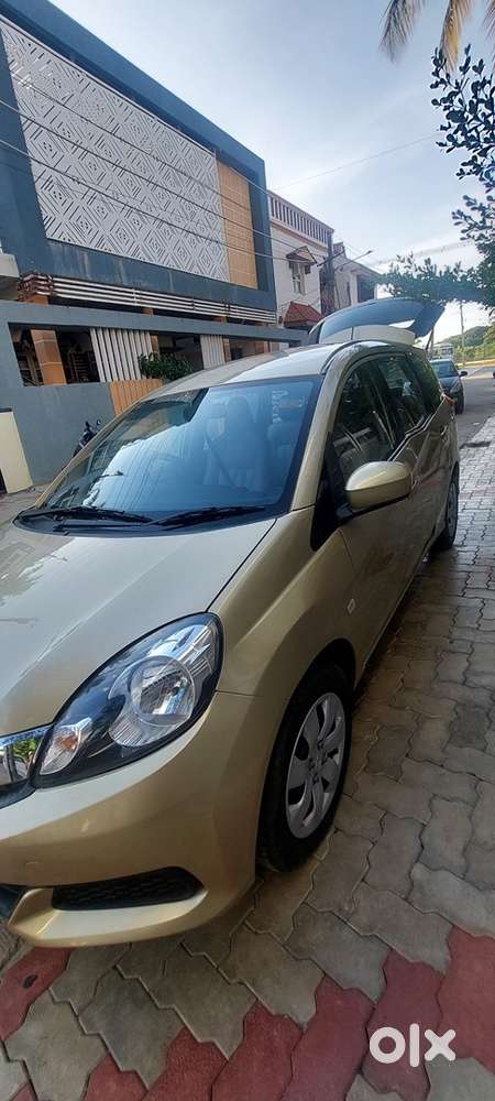 Honda Mobilio Diesel 2015
