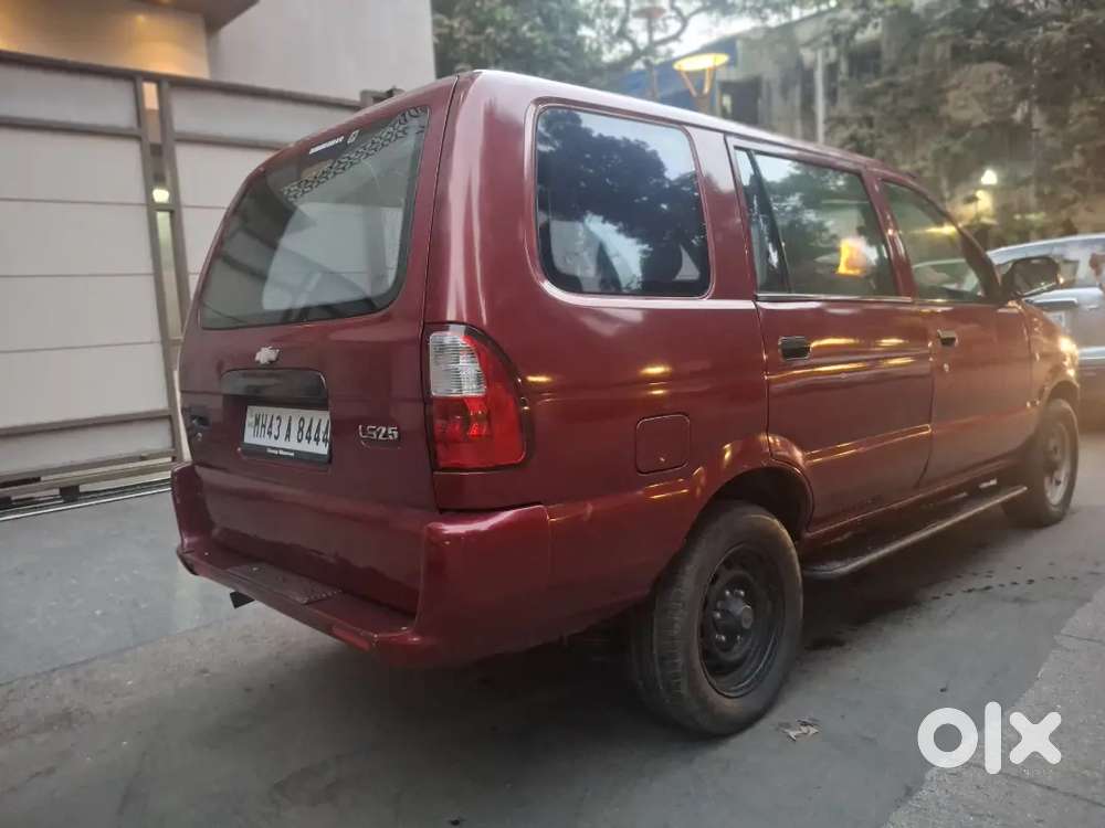 2005 Tavera 10 Seater First Owner Power Stering Ac For Just 2,25,000