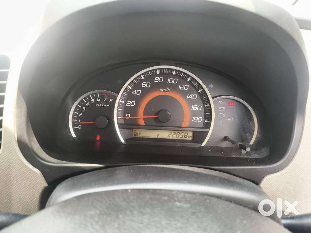 Maruti Suzuki Wagon R Vxi, 2017, Petrol