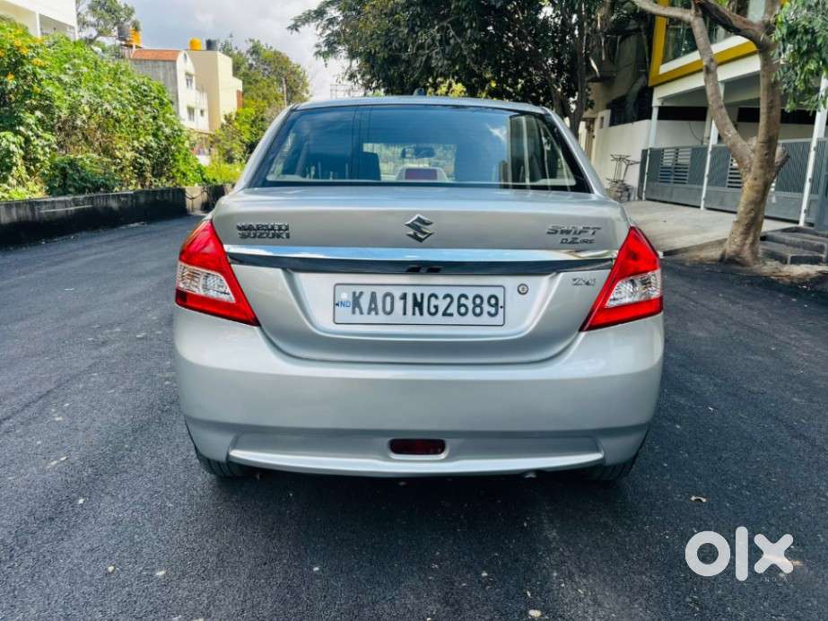 Maruti Suzuki Swift Dzire 1.2 Zxi Bsiv, 2012, Petrol
