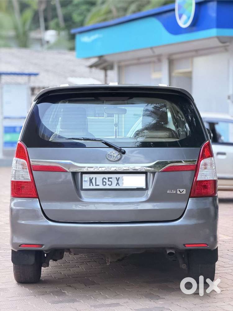 Toyota Innova 2.5 V 7 Str, 2012, Diesel