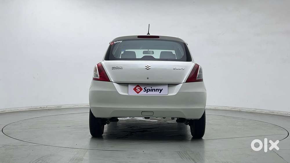 Maruti Suzuki Swift 1.2 Lxi (o), 2017, Petrol