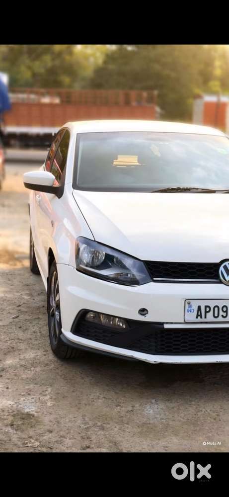 Volkswagen Polo 2011 Year