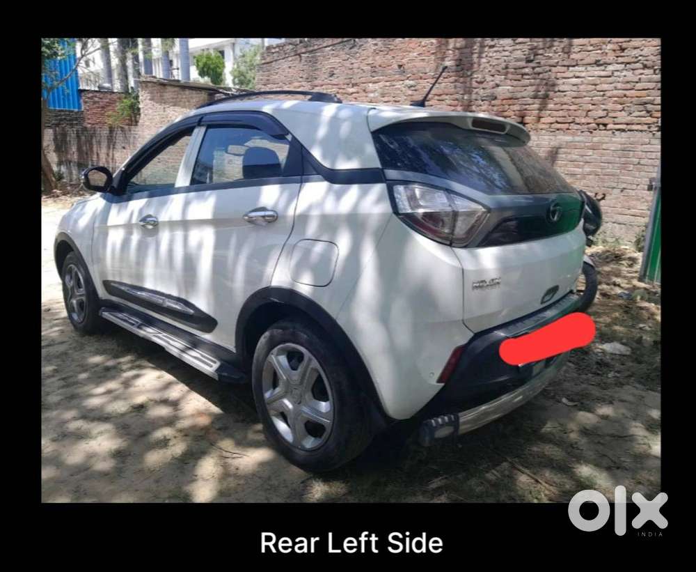 Tata Nexon 2018 Petrol Well Maintained, Company Service, Doctor’s Car