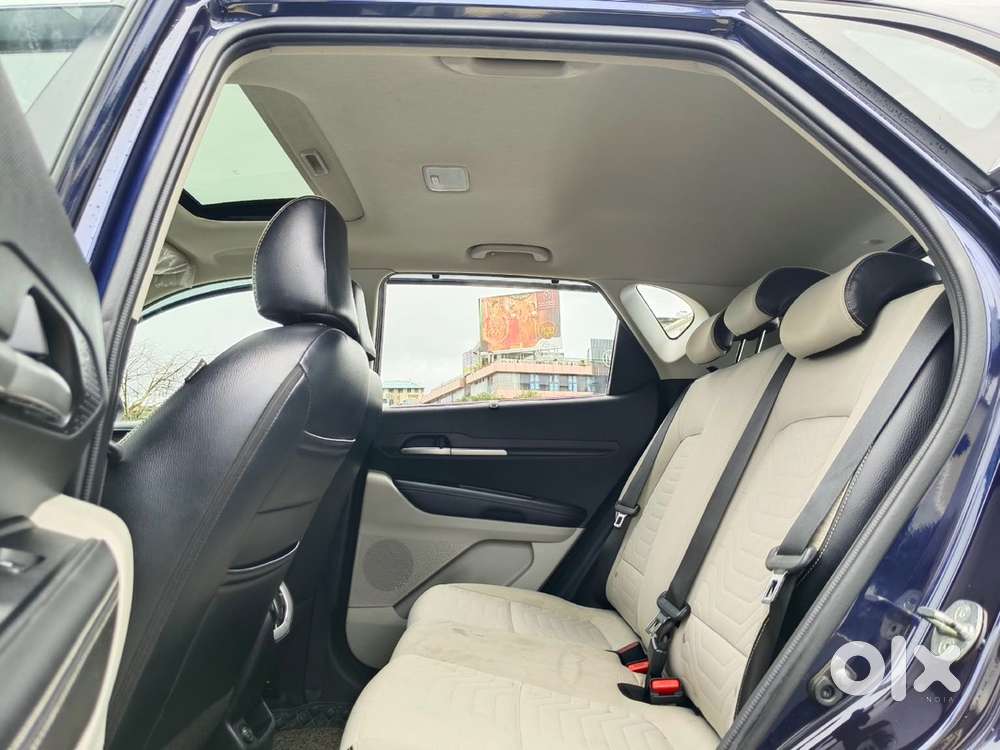 Kia Sonet 2023 Petrol Well Maintained