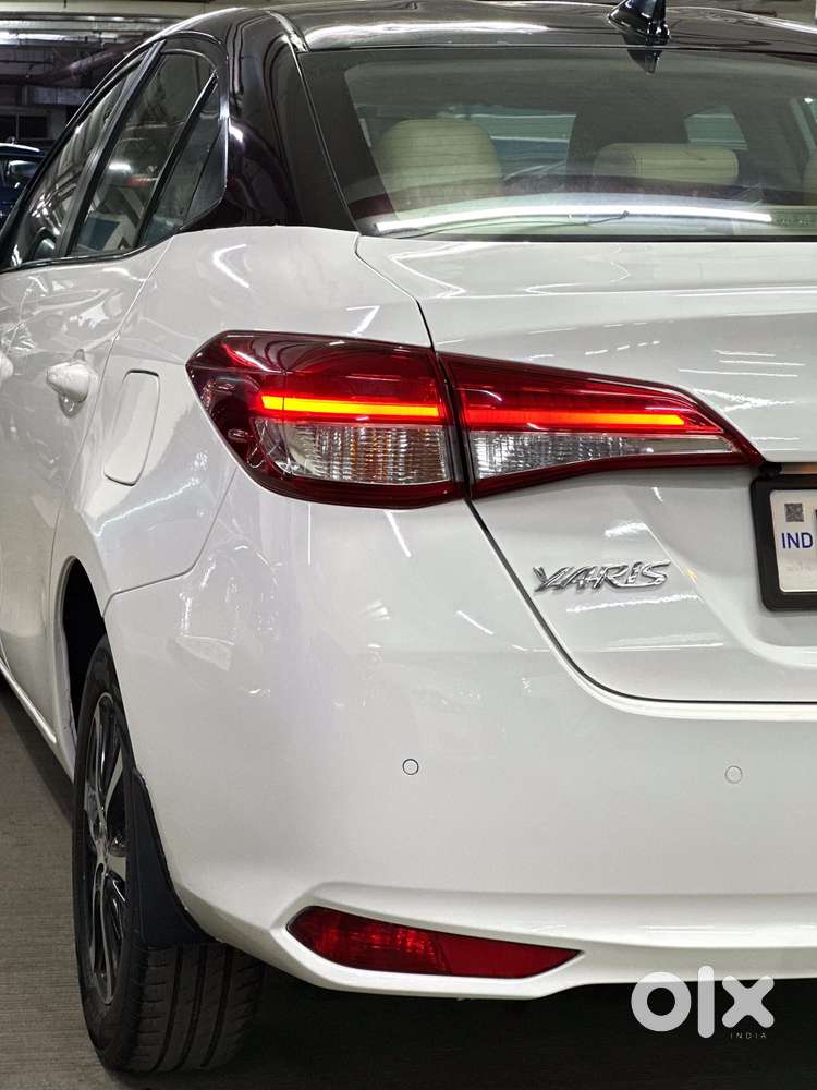 Toyota Yaris V Cvt, 2020, Petrol
