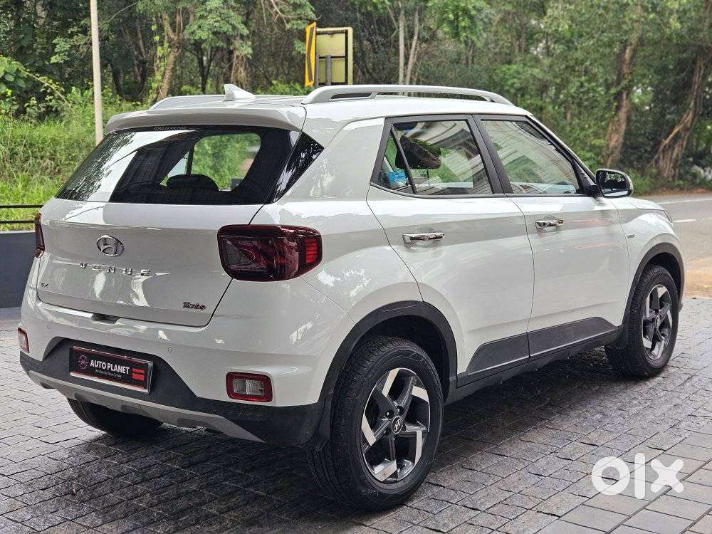 Hyundai Venue Sx Plus Turbo Dct, 2019, Petrol